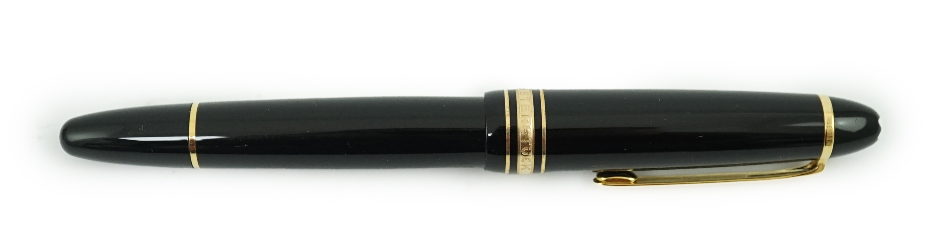 A Montblanc 146 fountain pen, boxed